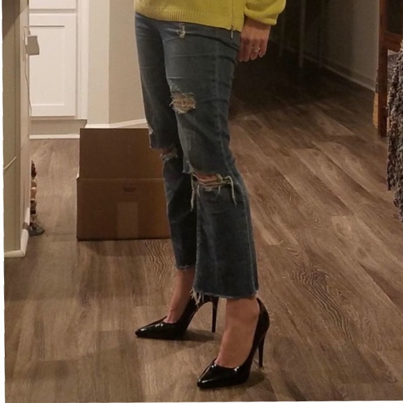 Meet your Posher, Danielle - Picture 5 of 5